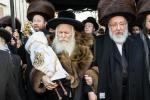 מעמד הכנסת ספר תורה אין בית המדרש הגדול ד'באבוב 