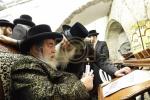 געשעענישן בחצר הקודש וויזניץ 