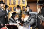 כ"ק אדמו"ר מוויזניץ שליט"א באזוכט ביי כ"ק אדמו"ר מצאנז שליט"א 