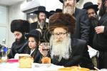 שמחת הבר מצוה לנכד כ"ק אדמו"ר מאמשינוב שליט"א 
