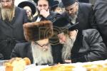 שמחת הבר מצוה לנכד כ"ק אדמו"ר מאמשינוב שליט"א 