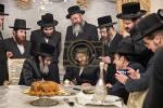 Main image for פולע גאלערי: באזוך פון כ"ק אדמו"ר מסאדיגורא שליט"א ביי כ"ק אדמו"ר מסקולען שליט"א 