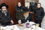 באזוך פון הגה"צ אב"ד סאטמאר ירושלים שליט"א אין אנטווערפן לרגל לרגל הנחת אבן הפינה פארן נייעם בנין התלמוד תורה 