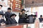 באזוך פון הגה"צ אב"ד סאטמאר ירושלים שליט"א אין אנטווערפן לרגל לרגל הנחת אבן הפינה פארן נייעם בנין התלמוד תורה 