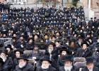 באזוך פון הגה"צ אב"ד סאטמאר ירושלים שליט"א אין אנטווערפן לרגל לרגל הנחת אבן הפינה פארן נייעם בנין התלמוד תורה 