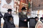 באזוך פון הגה"צ אב"ד סאטמאר ירושלים שליט"א אין אנטווערפן לרגל לרגל הנחת אבן הפינה פארן נייעם בנין התלמוד תורה 