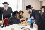 באזוך פון הגה"צ אב"ד סאטמאר ירושלים שליט"א אין אנטווערפן לרגל לרגל הנחת אבן הפינה פארן נייעם בנין התלמוד תורה 
