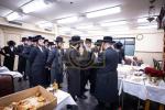 פולע גאלערי: מעמד סיום כתיבת אותיות אינעם ספר תורה וואס איז געשריבן געווארן דורך מתפללי בית המדרש הגדול דקהל יטב לב ד'סאטמר אין קרית יואל