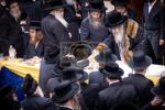 פולע גאלערי: מעמד סיום כתיבת אותיות אינעם ספר תורה וואס איז געשריבן געווארן דורך מתפללי בית המדרש הגדול דקהל יטב לב ד'סאטמר אין קרית יואל