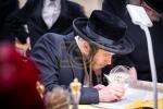 פולע גאלערי: מעמד סיום כתיבת אותיות אינעם ספר תורה וואס איז געשריבן געווארן דורך מתפללי בית המדרש הגדול דקהל יטב לב ד'סאטמר אין קרית יואל