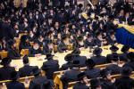 פולע גאלערי: מעמד סיום כתיבת אותיות אינעם ספר תורה וואס איז געשריבן געווארן דורך מתפללי בית המדרש הגדול דקהל יטב לב ד'סאטמר אין קרית יואל