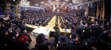 פולע גאלערי: מעמד סיום כתיבת אותיות אינעם ספר תורה וואס איז געשריבן געווארן דורך מתפללי בית המדרש הגדול דקהל יטב לב ד'סאטמר אין קרית יואל