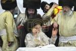 פולע גאלערי: פורים בחצר הקודש תולדות אהרן 