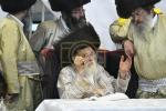 פולע גאלערי: פורים בחצר הקודש תולדות אהרן 