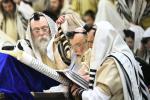 פולע גאלערי: פורים בחצר הקודש תולדות אהרן 