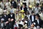 פולע גאלערי: פורים בחצר הקודש תולדות אהרן 