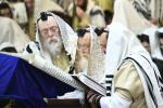 פולע גאלערי: פורים בחצר הקודש תולדות אהרן 
