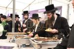 פולע גאלערי: יומא דהילולא קדישא פונעם הייליגן רבין רבי אלימלך מליזענסק זי"ע בראשות נכדו כ"ק אדמו"ר מליזענסק שליט"א חלק ב'