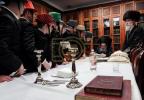 Main image for פורים בחצר הקודש פאפא 