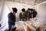 כ"ק אדמו"ר מבאבוב-45 שליט"א ביים עליה  לציון פון זיין שווער הרה"ק מהרנ"צ מבאבוב זצוק"ל