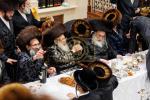 פורים בחצר הקודש ספינקא 