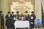 חבורה פון כ"ק אדמו"ר מוויזניץ שליט"א ביים מצות באקן 