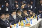 חבורה פון כ"ק אדמו"ר מוויזניץ שליט"א ביים מצות באקן 
