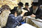 חבורה פון כ"ק אדמו"ר מוויזניץ שליט"א ביים מצות באקן 