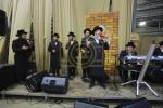 חבורה פון כ"ק אדמו"ר מוויזניץ שליט"א ביים מצות באקן 