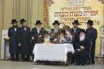 חבורה פון כ"ק אדמו"ר מוויזניץ שליט"א ביים מצות באקן 