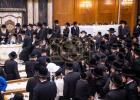 סעודת הילולא פונעם הייליגן צאנזער רב זי"ע ביי נכדו כ"ק אדמו"ר מצאנז קלויזענבורג שליט"א