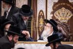סעודת הילולא פונעם הייליגן צאנזער רב זי"ע ביי נכדו כ"ק אדמו"ר מצאנז קלויזענבורג שליט"א