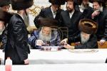  בילדער גאלערי: פסח בחצר הקודש באבוב 