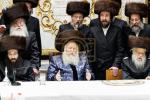  בילדער גאלערי: פסח בחצר הקודש באבוב 