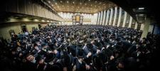  בילדער גאלערי: פסח בחצר הקודש באבוב 