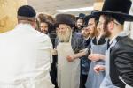  בילדער גאלערי: פסח בחצר הקודש באבוב 