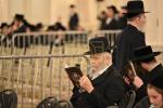 מעמד אדיר "כינוס השבת" בראשות גדולי ומאורי ישראל שליט"א, אפצוצייכענען 20 יאר פון אומבויגזאמע שמירת שב"ק אין שטאט וויליאמסבורג