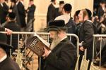 מעמד אדיר "כינוס השבת" בראשות גדולי ומאורי ישראל שליט"א, אפצוצייכענען 20 יאר פון אומבויגזאמע שמירת שב"ק אין שטאט וויליאמסבורג