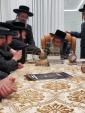 מסיבת לחיים אין שטוב פון כ"ק אדמו"ר מסאטמאר שליט"א אין קרית יטב לב, לרגל דאס אפקויף פון די שם הבנין פונעם נייעם פראכטפולן הצלה גאראדזש אין שטאט