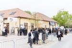 טויזענטער בילדער פונעם גרויסארטיגן יומא דהילולא אין קערעסטיר חלק א'