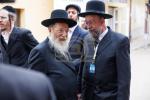טויזענטער בילדער פונעם גרויסארטיגן יומא דהילולא אין קערעסטיר חלק א'