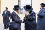 טויזענטער בילדער פונעם גרויסארטיגן יומא דהילולא אין קערעסטיר חלק א'