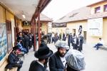 טויזענטער בילדער פונעם גרויסארטיגן יומא דהילולא אין קערעסטיר חלק א'