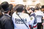 טויזענטער בילדער פונעם גרויסארטיגן יומא דהילולא אין קערעסטיר חלק א'