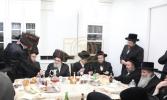 געשעענישן בחצר הקודש פאפא 