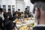 געשעענישן בחצר הקודש פאפא 