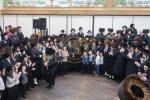 הכנסת ספר תורה לבית המדרש הגדול דסאטמאר ע"י משפחת הרב החסיד ר' אריה לייביש טייטלבוים ז"ל 