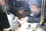 הכנסת ספר תורה לבית המדרש הגדול דסאטמאר ע"י משפחת הרב החסיד ר' אריה לייביש טייטלבוים ז"ל 