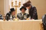 הכנסת ספר תורה לבית המדרש הגדול דסאטמאר ע"י משפחת הרב החסיד ר' אריה לייביש טייטלבוים ז"ל 
