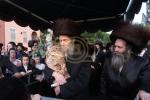 הכנסת ספר תורה לבית המדרש הגדול דסאטמאר ע"י משפחת הרב החסיד ר' אריה לייביש טייטלבוים ז"ל 